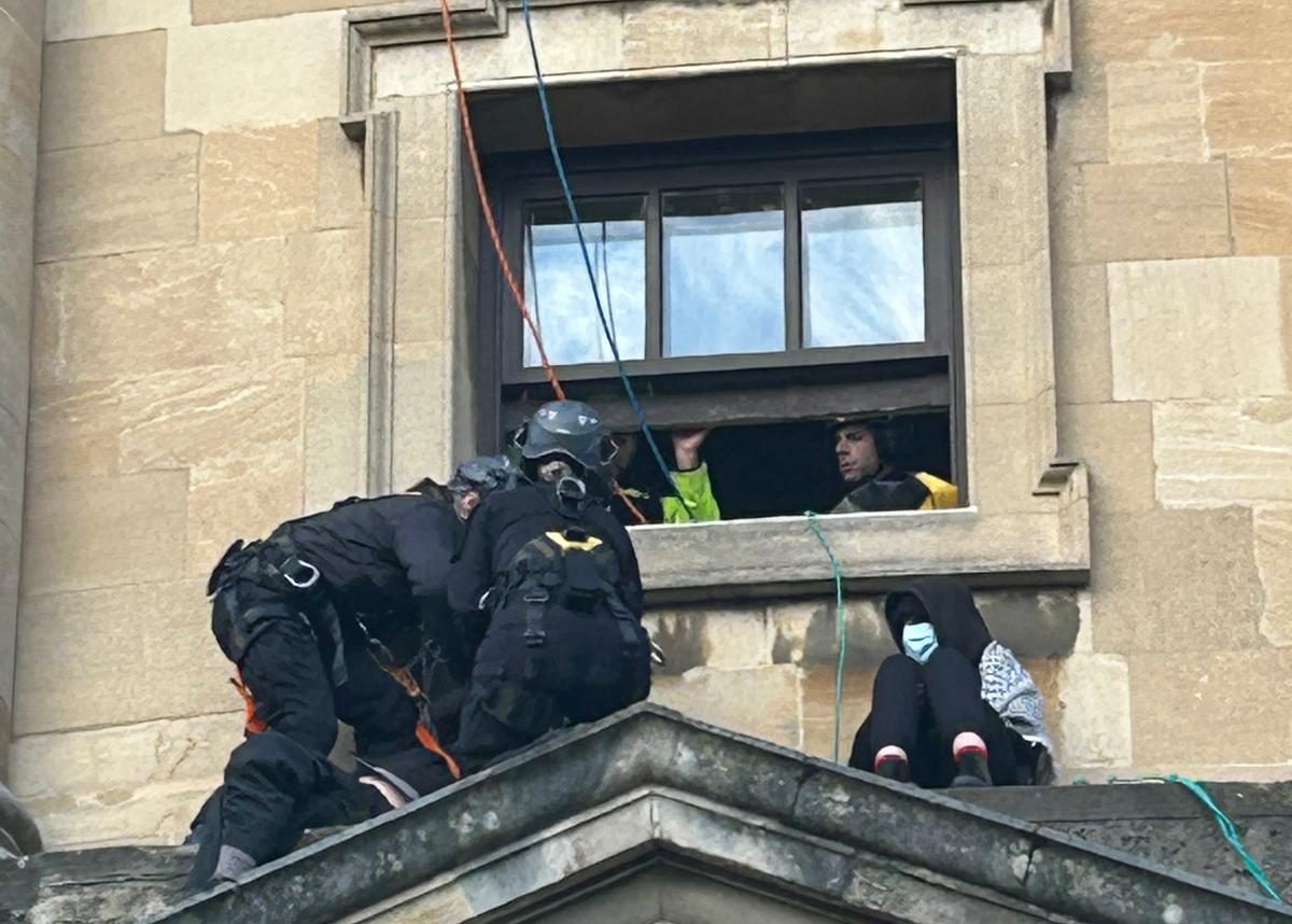 Students from the Oxford Action for Palestine (OA4P) protest group occupying the Radcliffe Camera on Friday.